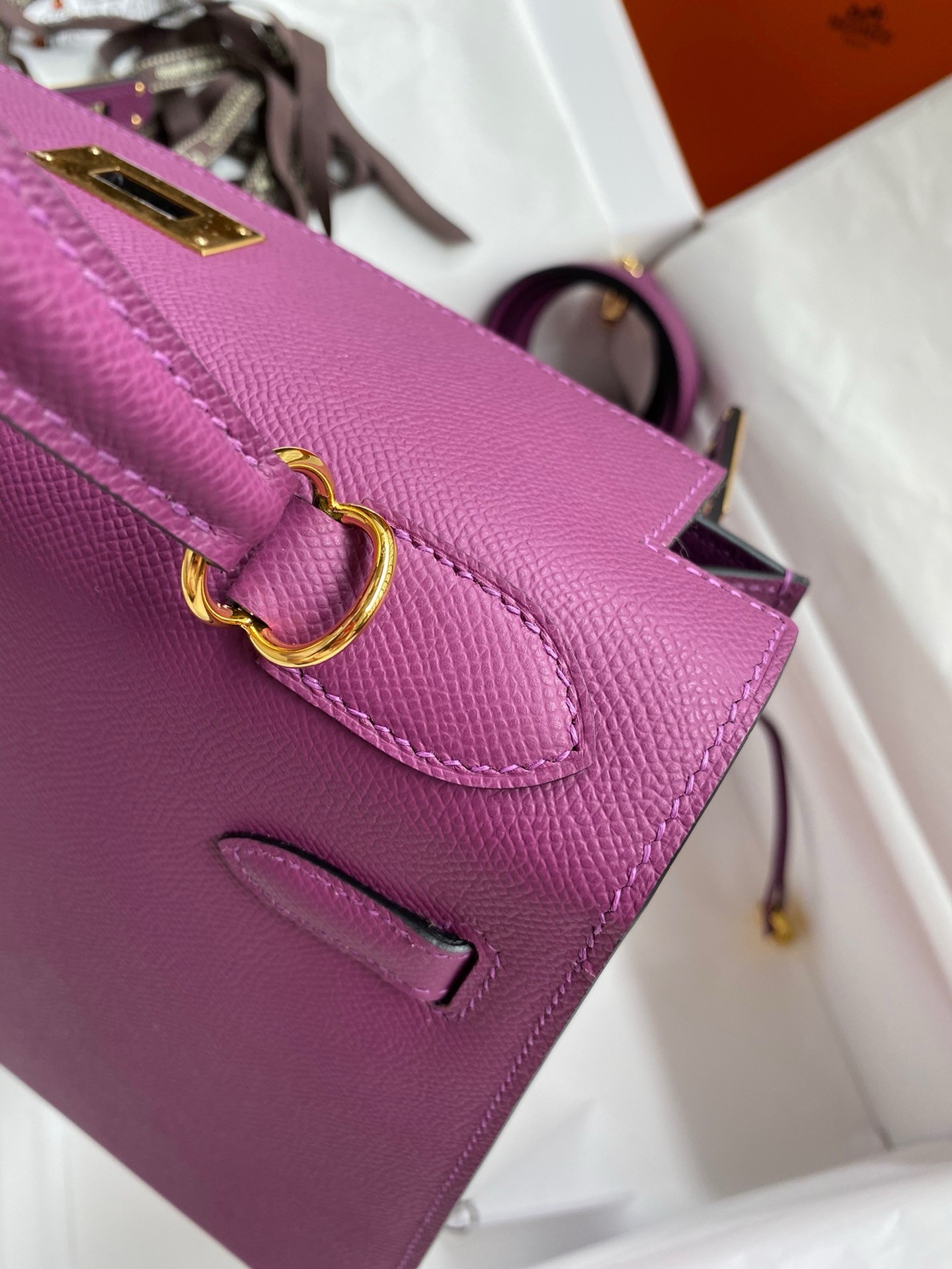H**mes kelly sellier 32 handmade bag in anemone epsom calfskin