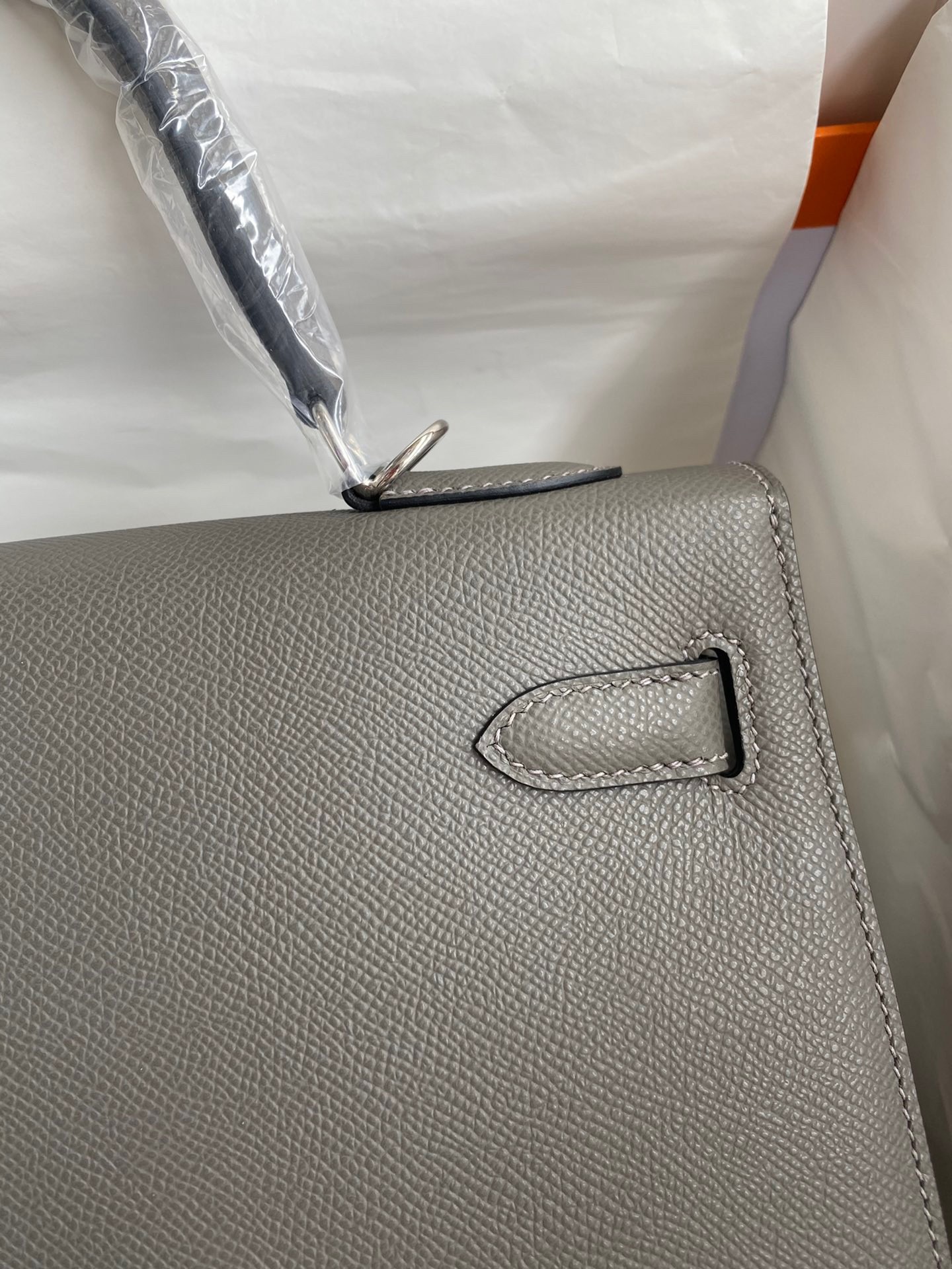 H**mes kelly sellier 32 handmade bag in etain epsom calfskin