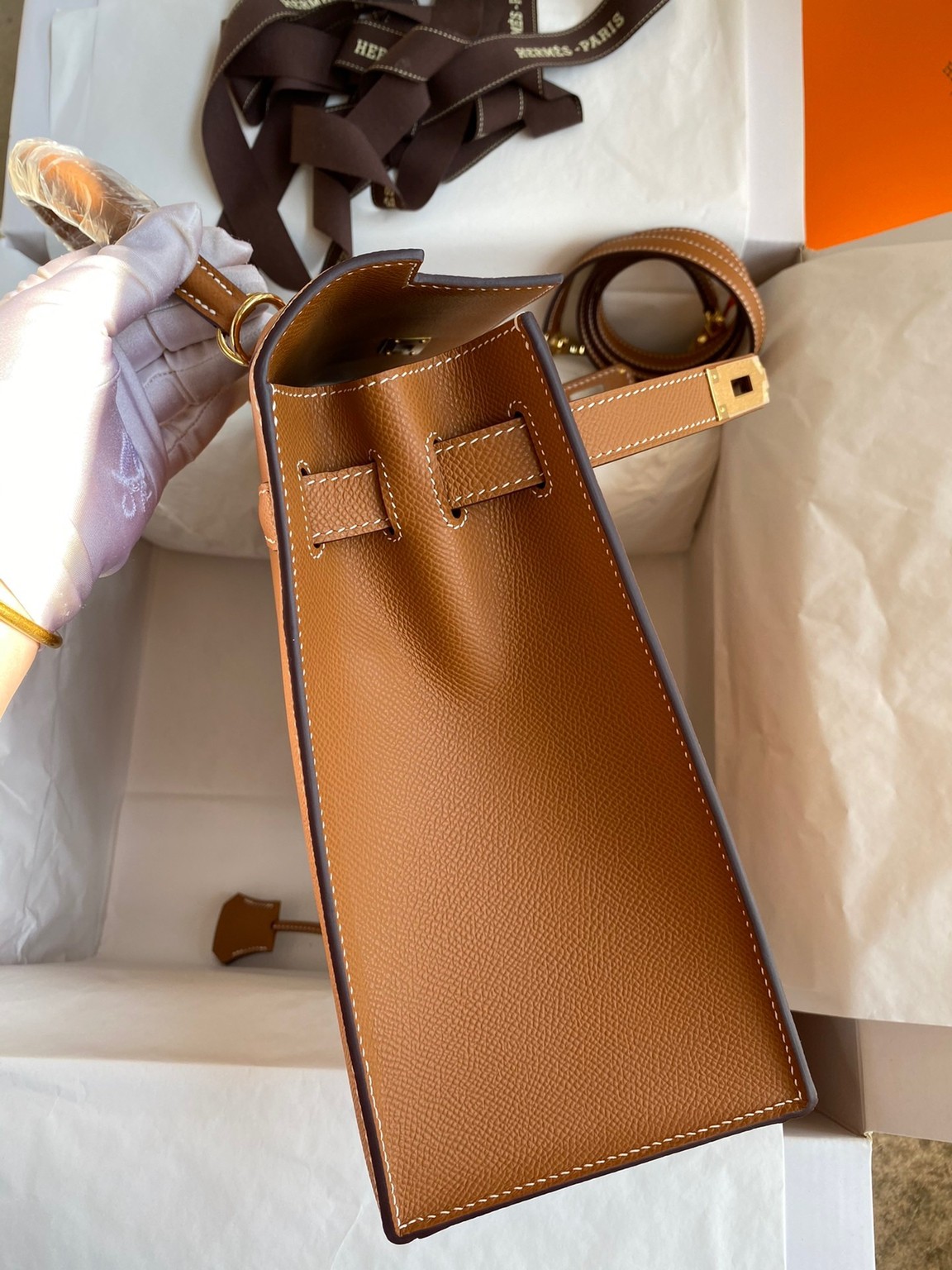 H**mes kelly sellier 32 handmade bag in gold epsom calfskin