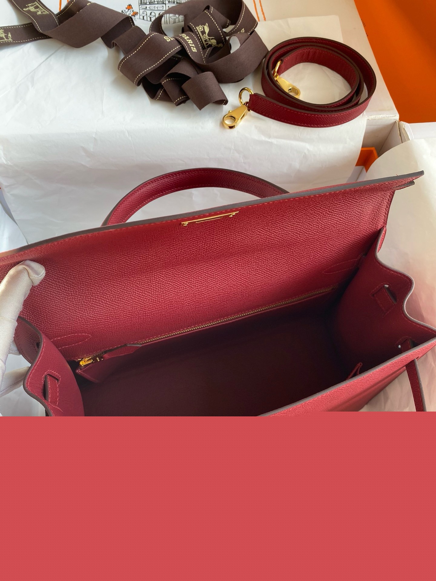 H**mes kelly sellier 32 handmade bag in red epsom calfskin