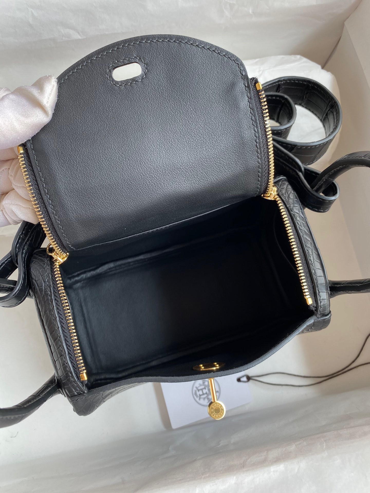 H**mes mini lindy handmade bag in black matte alligator leather