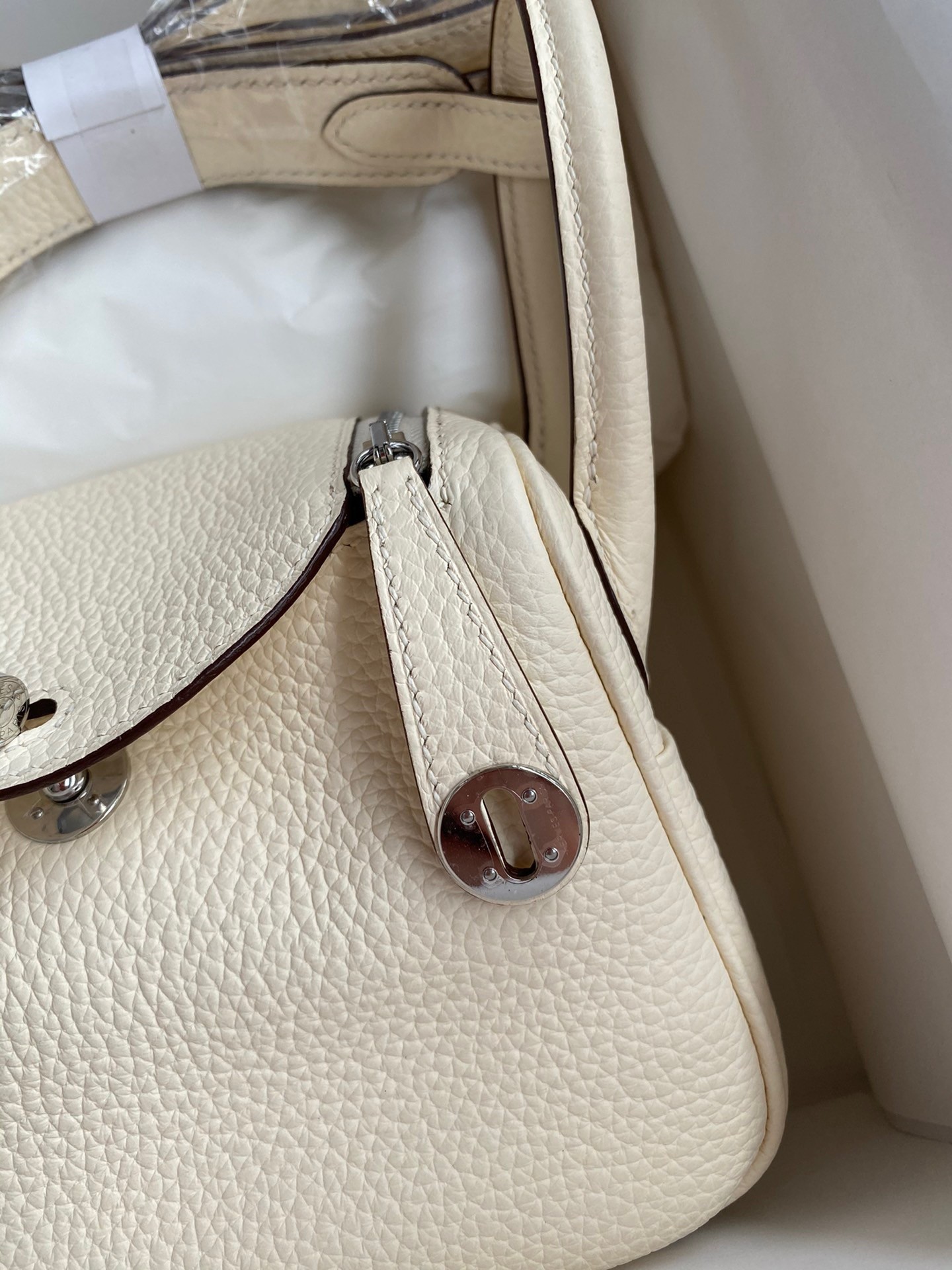 H**mes mini lindy handmade bag in nata clemence leather