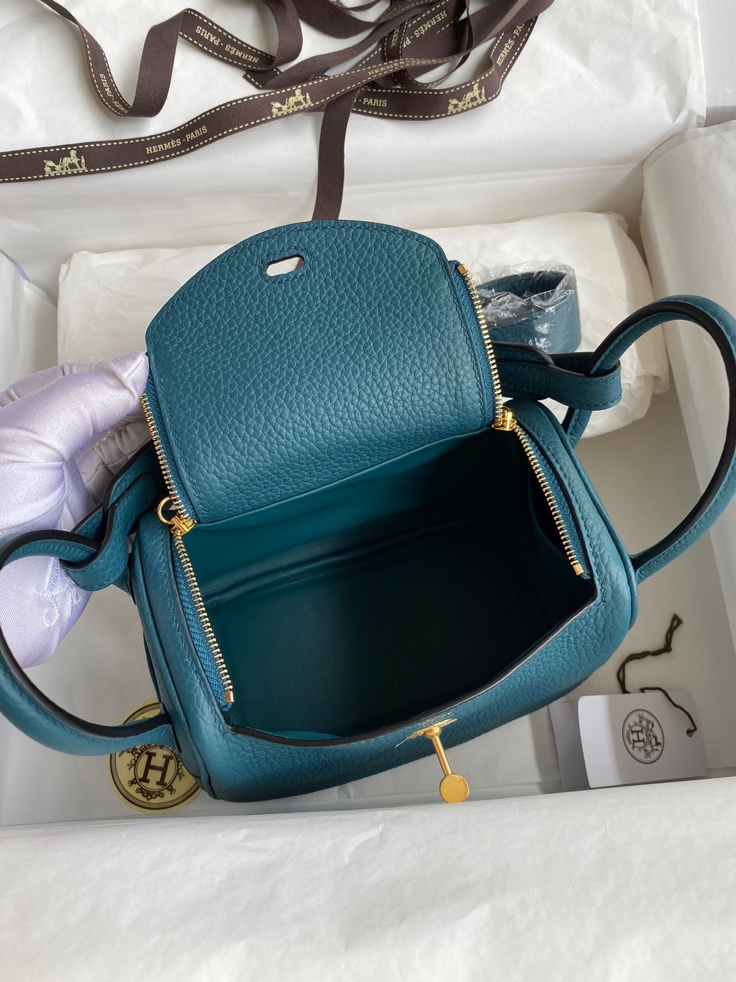 H**mes mini lindy handmade bag in vert bosphore clemence leather