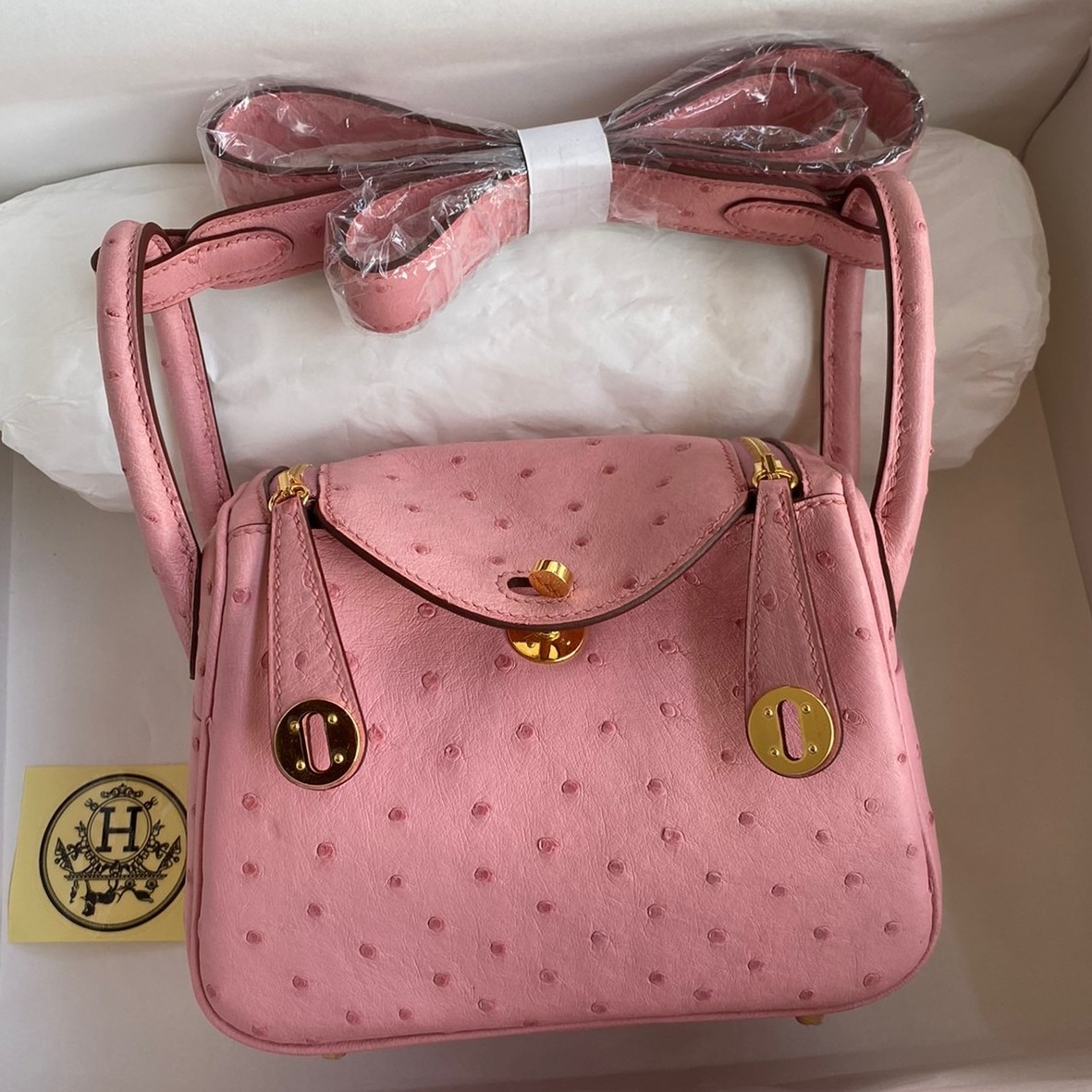 H**mes mini lindy handmade bag in rose sakura ostrich leather