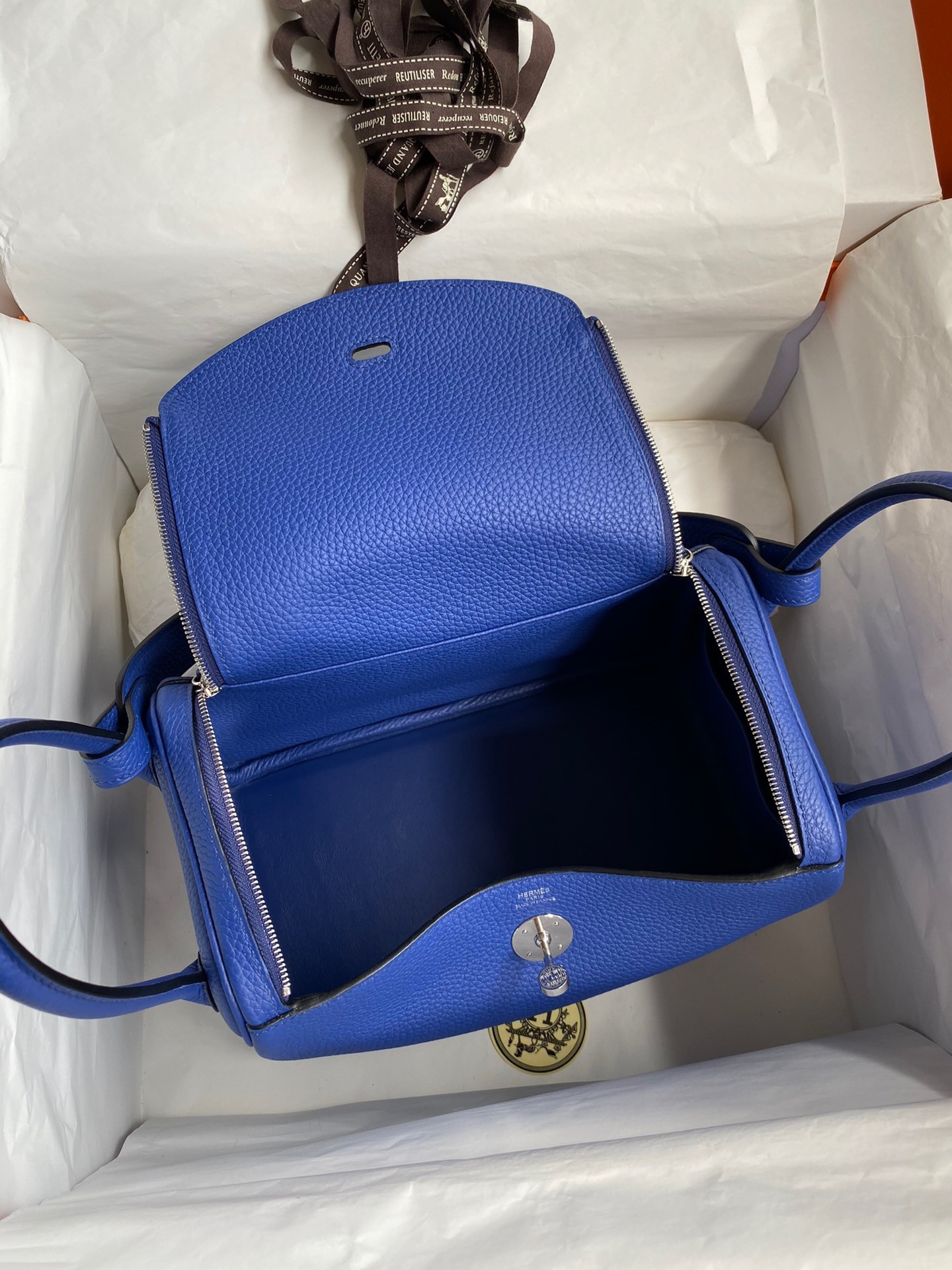 H**mes lindy 26 handmade bag in blue electric clemence leather