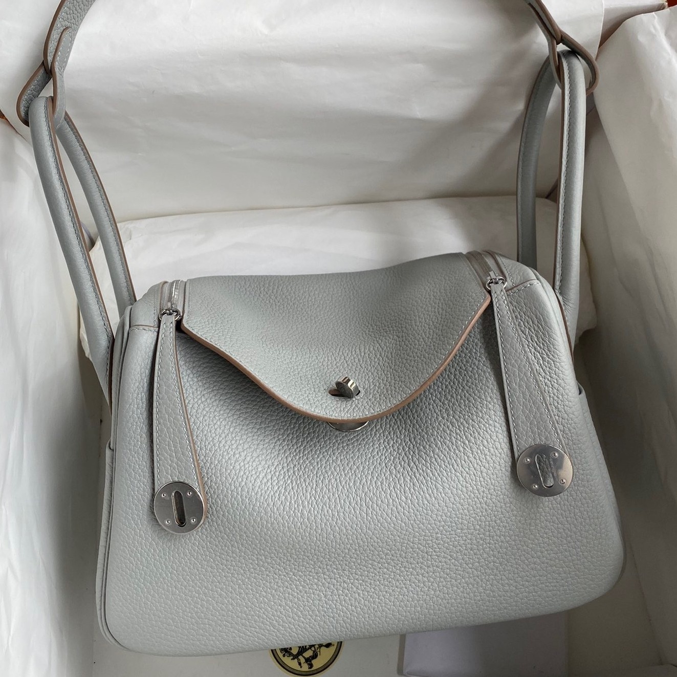 H**mes lindy 26 handmade bag in blue glacier clemence leather