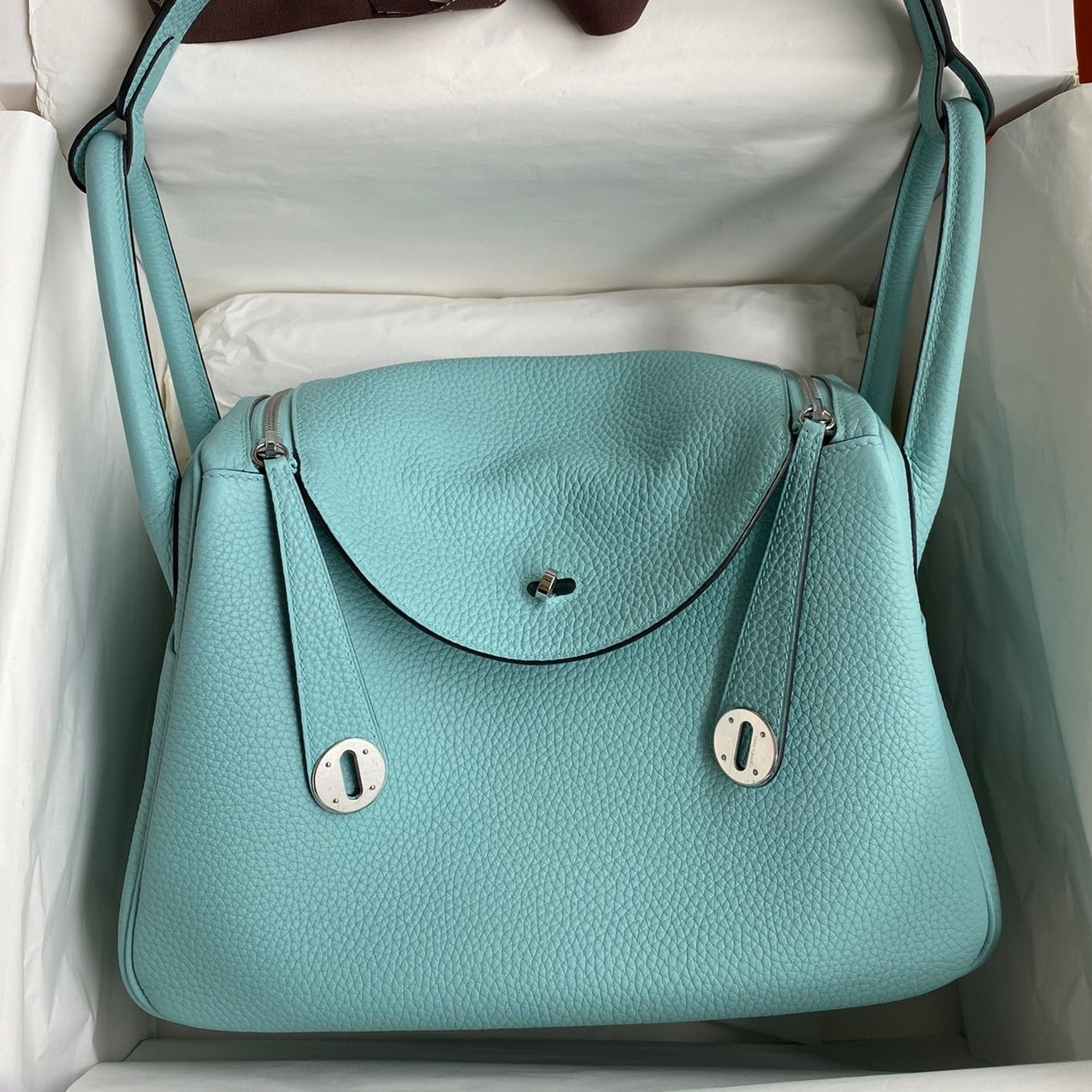 H**mes lindy 30 handmade bag in blue atoll clemence leather
