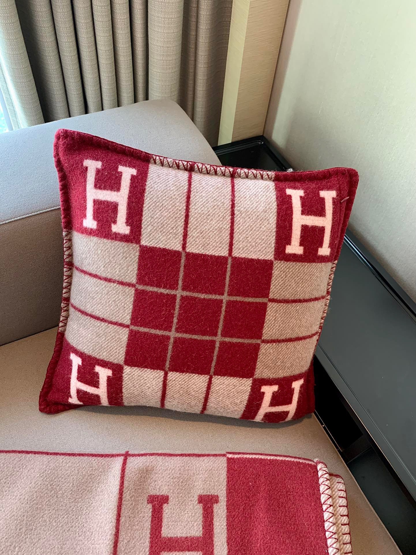 H**mes red small avalon iii pillow cover