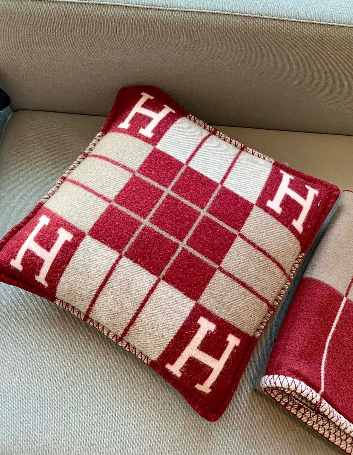 H**mes red small avalon iii pillow cover