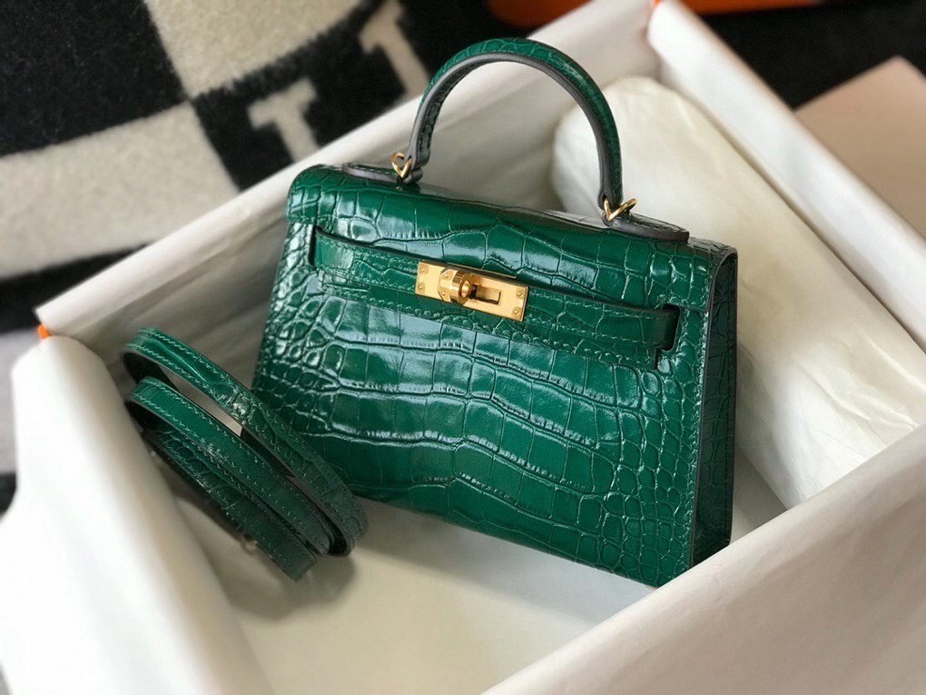 H**mes kelly mini ii bag in green embossed crocodile leather