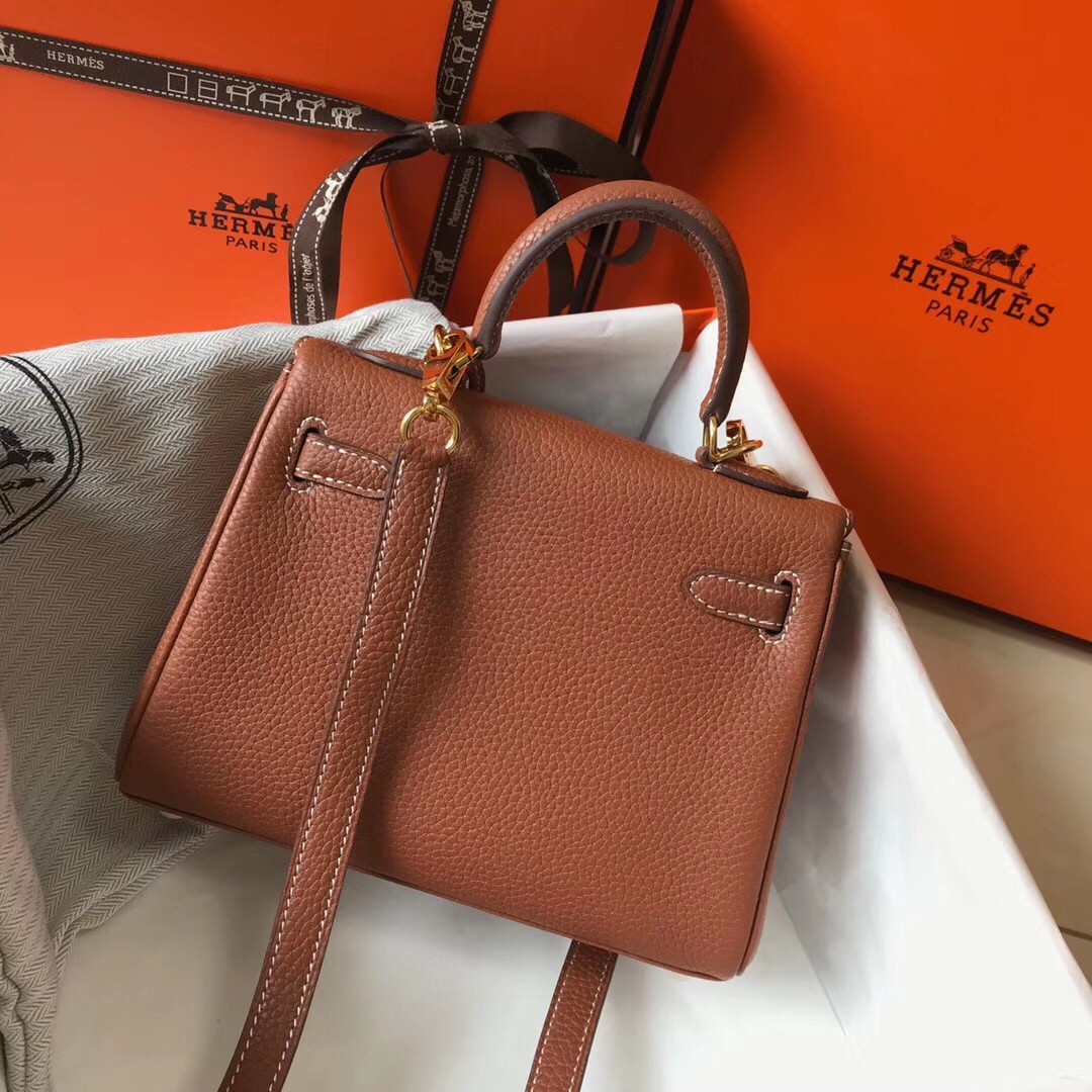 H**mes mini kelly 20cm bag in brown clemence leather
