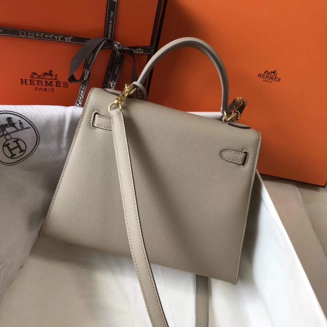 H**mes kelly 25cm sellier bag in tourterelle epsom leather