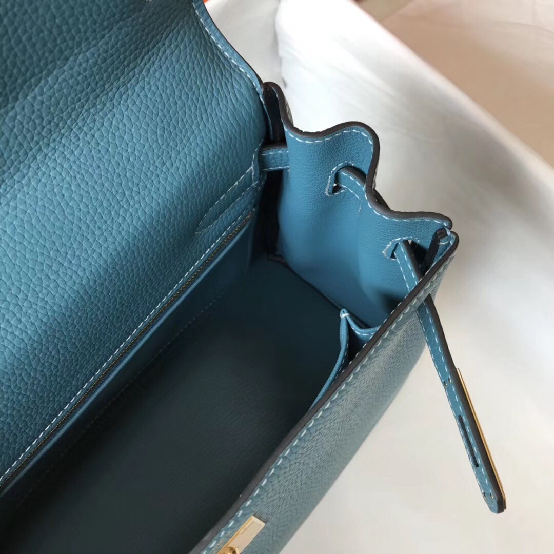 H**mes kelly 28cm retourne bag in blue jean clemence leather