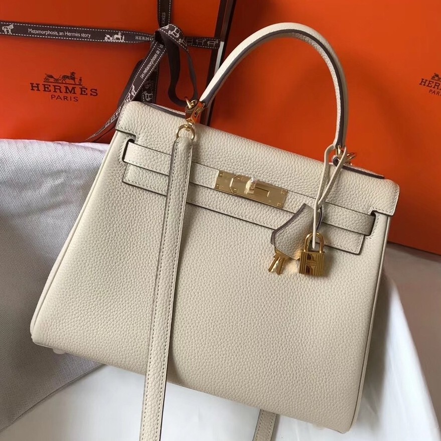H**mes kelly 28cm retourne bag in beton clemence leather