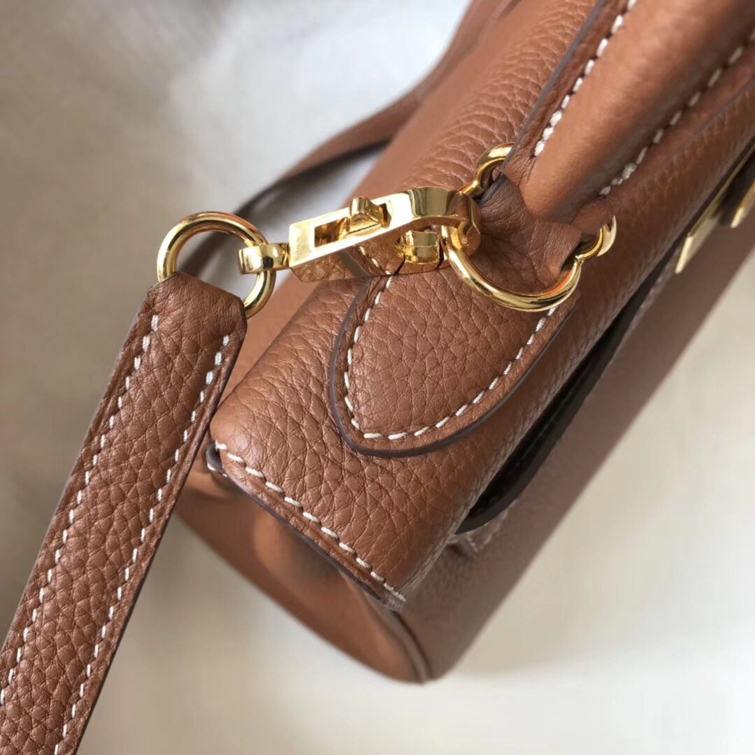 H**mes kelly 28cm retourne bag in gold clemence leather
