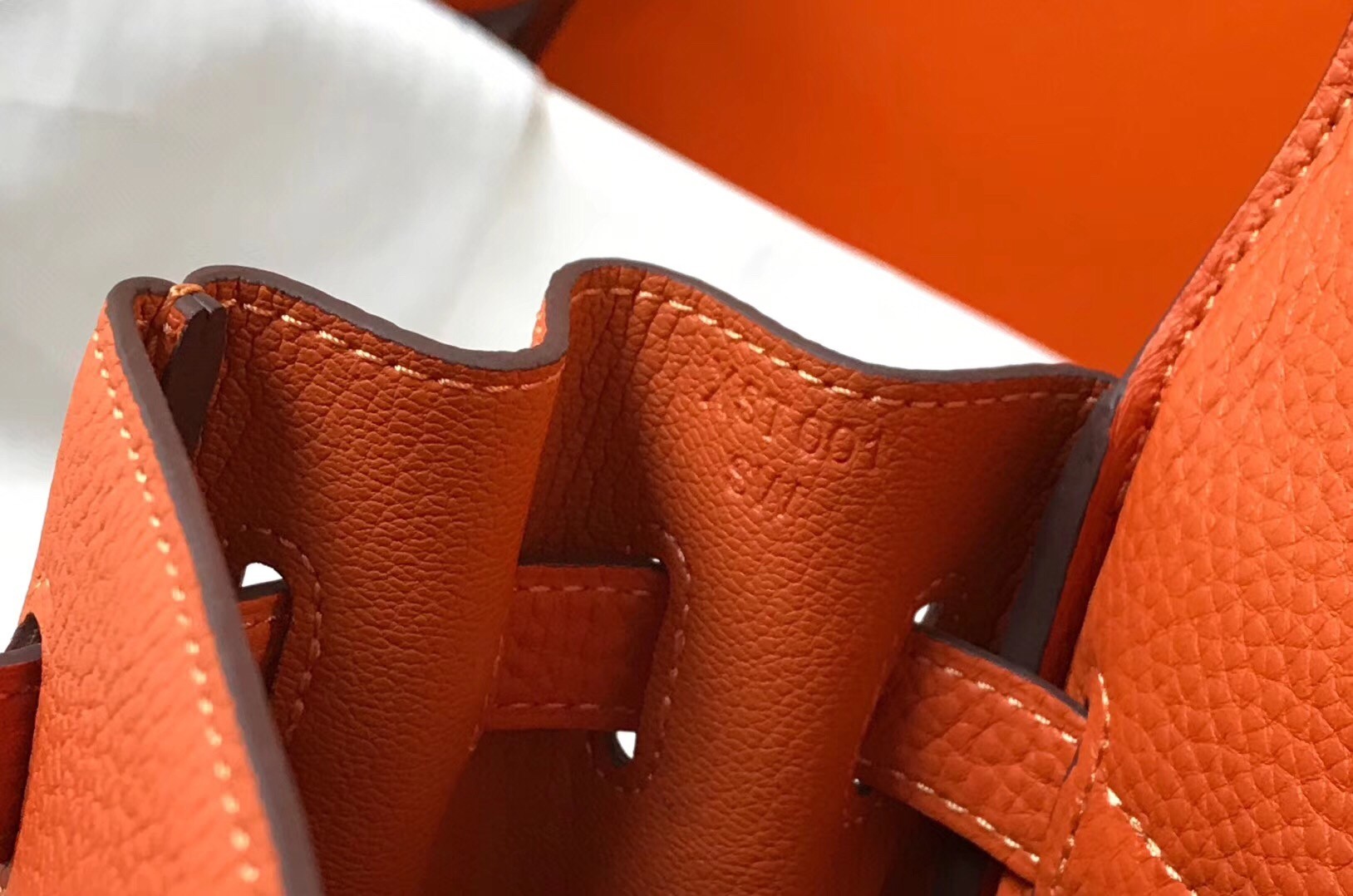 H**mes kelly 28cm retourne bag in orange clemence leather