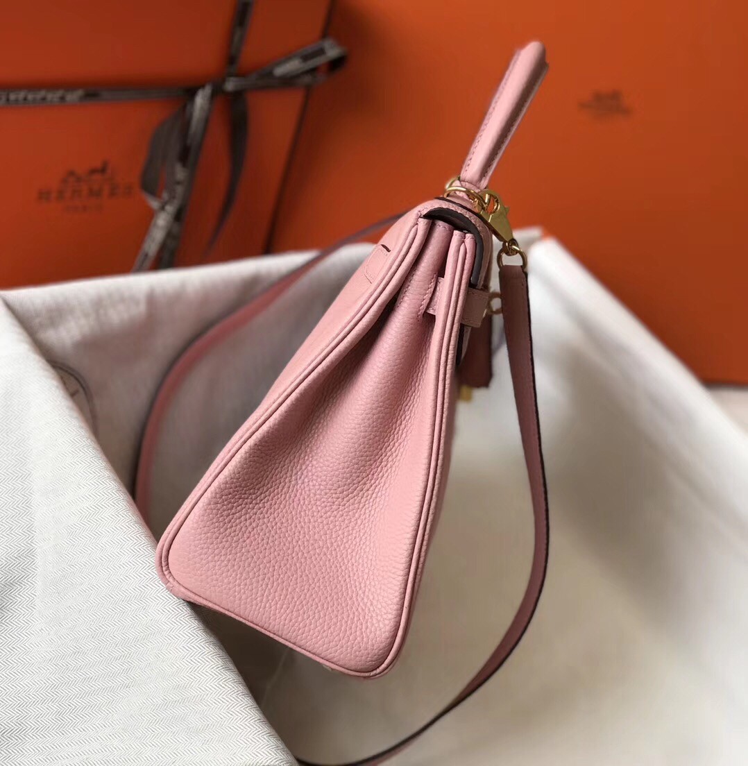 H**mes kelly 28cm retourne bag in pink clemence leather