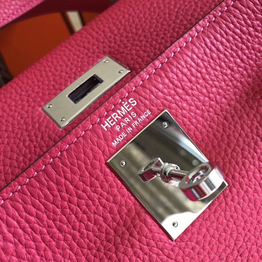 H**mes kelly 28cm retourne bag in rose red clemence leather