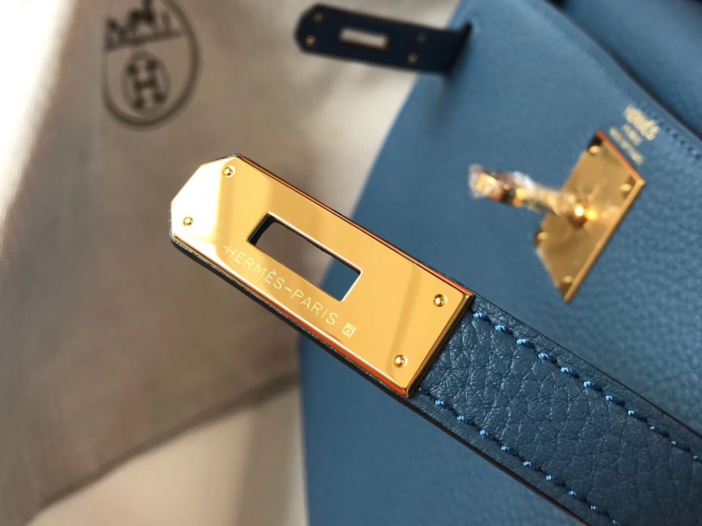 H**mes kelly 32cm retourne bag in blue agate clemence leather