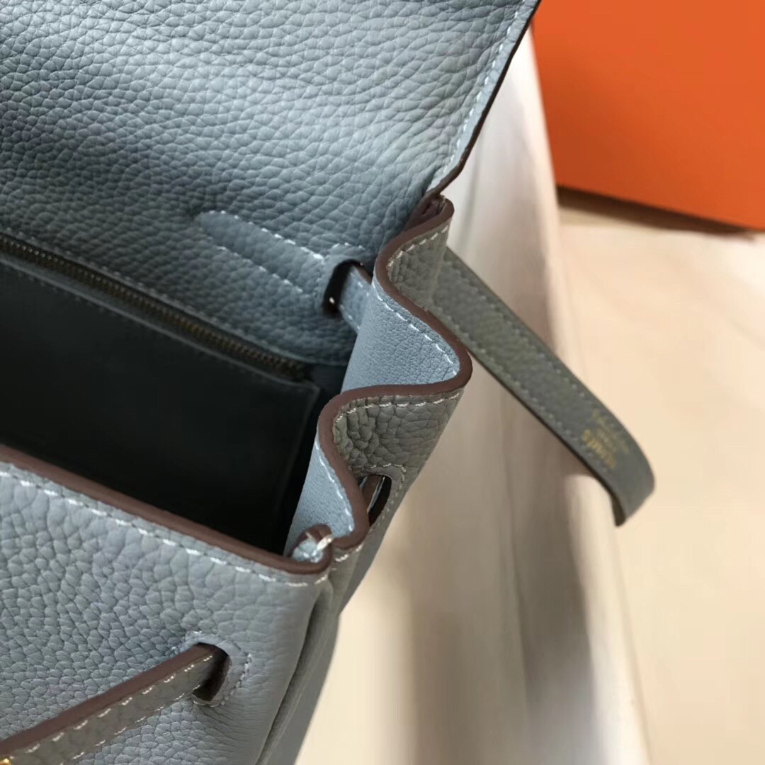 H**mes kelly 32cm retourne bag in blue lin clemence leather