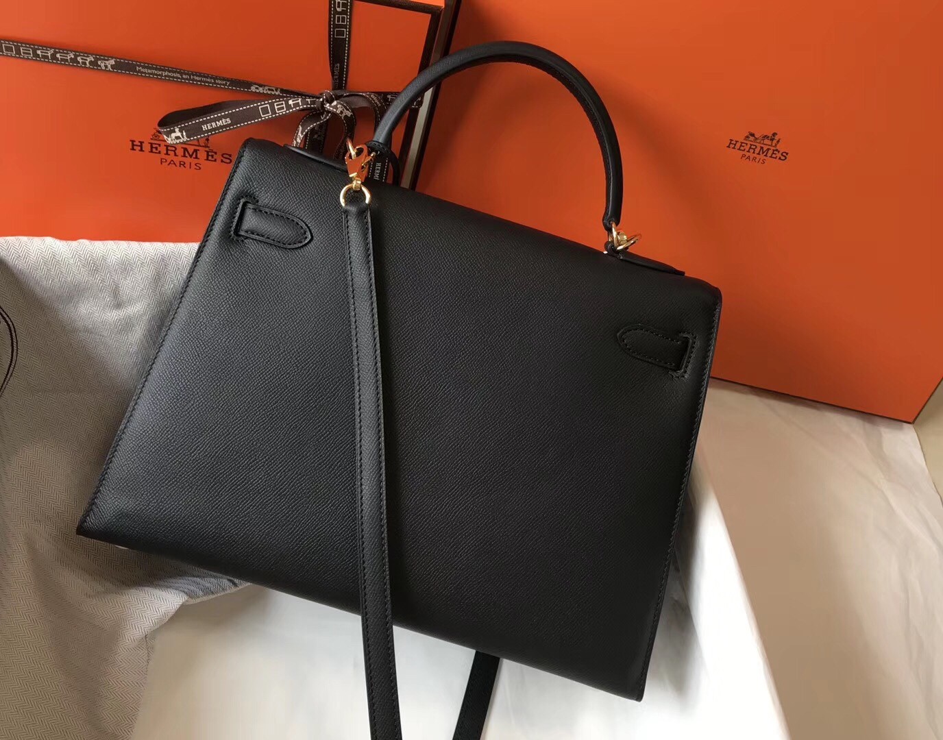 H**mes kelly 32cm sellier bag in black epsom leather