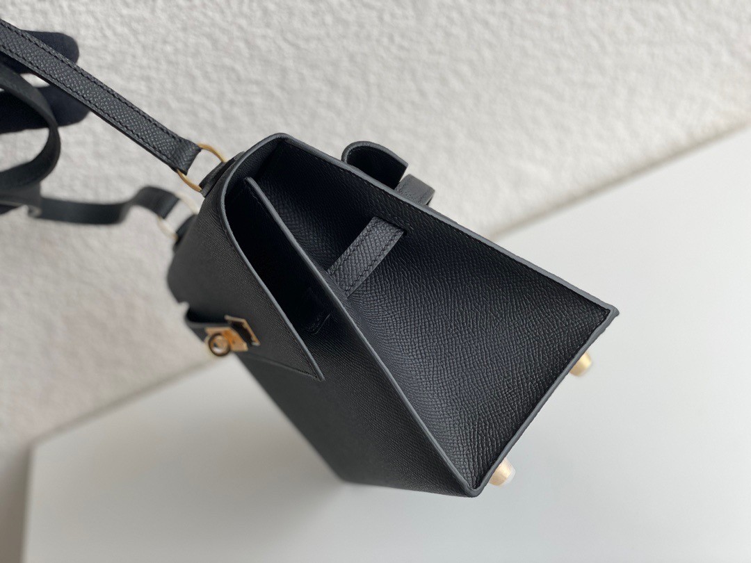 H**mes kelly en desordre 20 handmade bag in black epsom calfskin