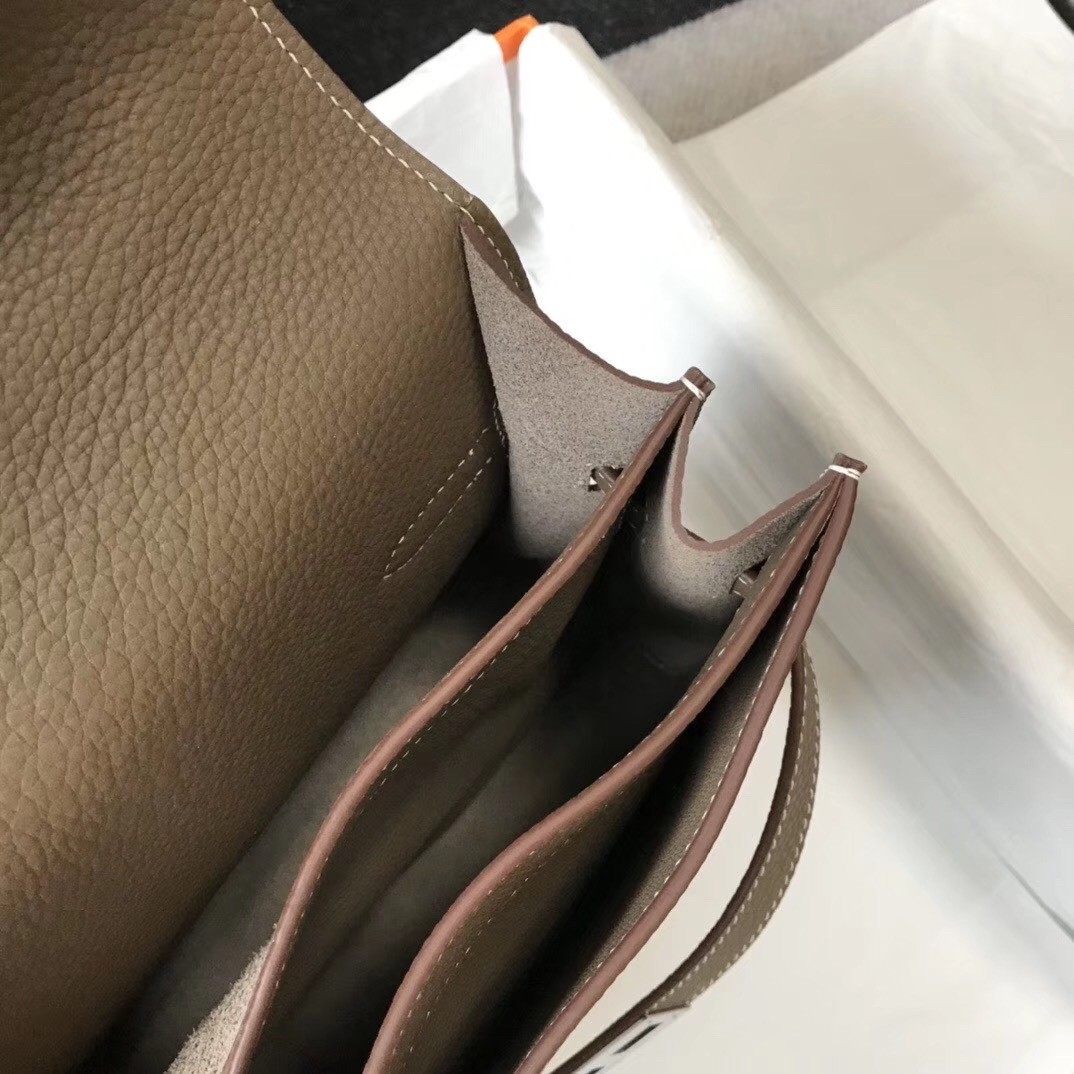 H**mes kelly depeche 38 briefcase in taupe calfskin