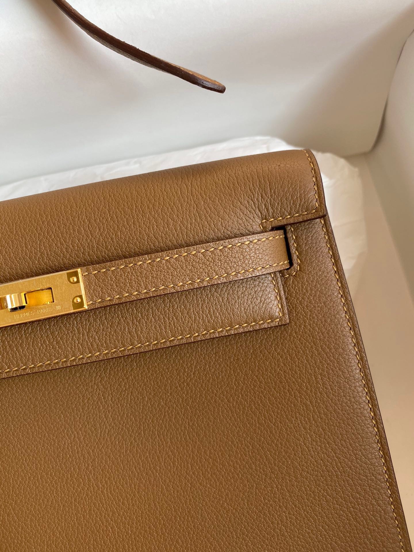 H**mes kelly danse ii bag in beige de weimar evercolor calfskin