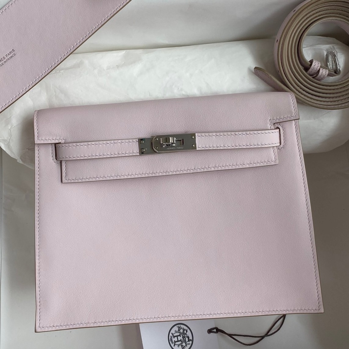 H**mes kelly danse ii bag in mauve pale evercolor calfskin
