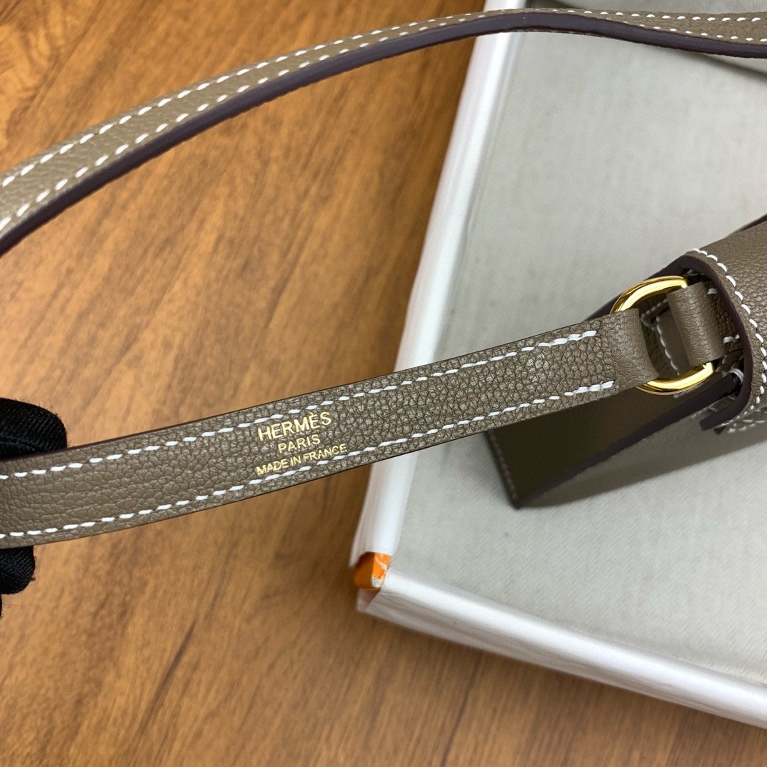 H**mes kelly elan handmade bag in taupe chevre mysore leather