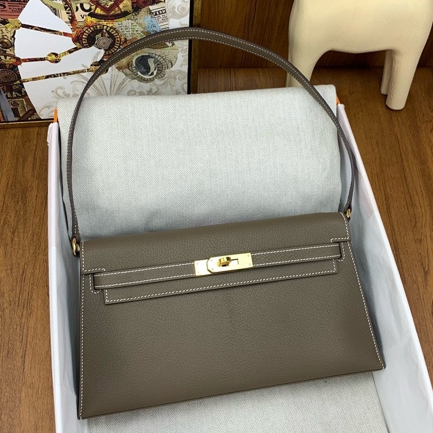 H**mes kelly elan handmade bag in taupe chevre mysore leather