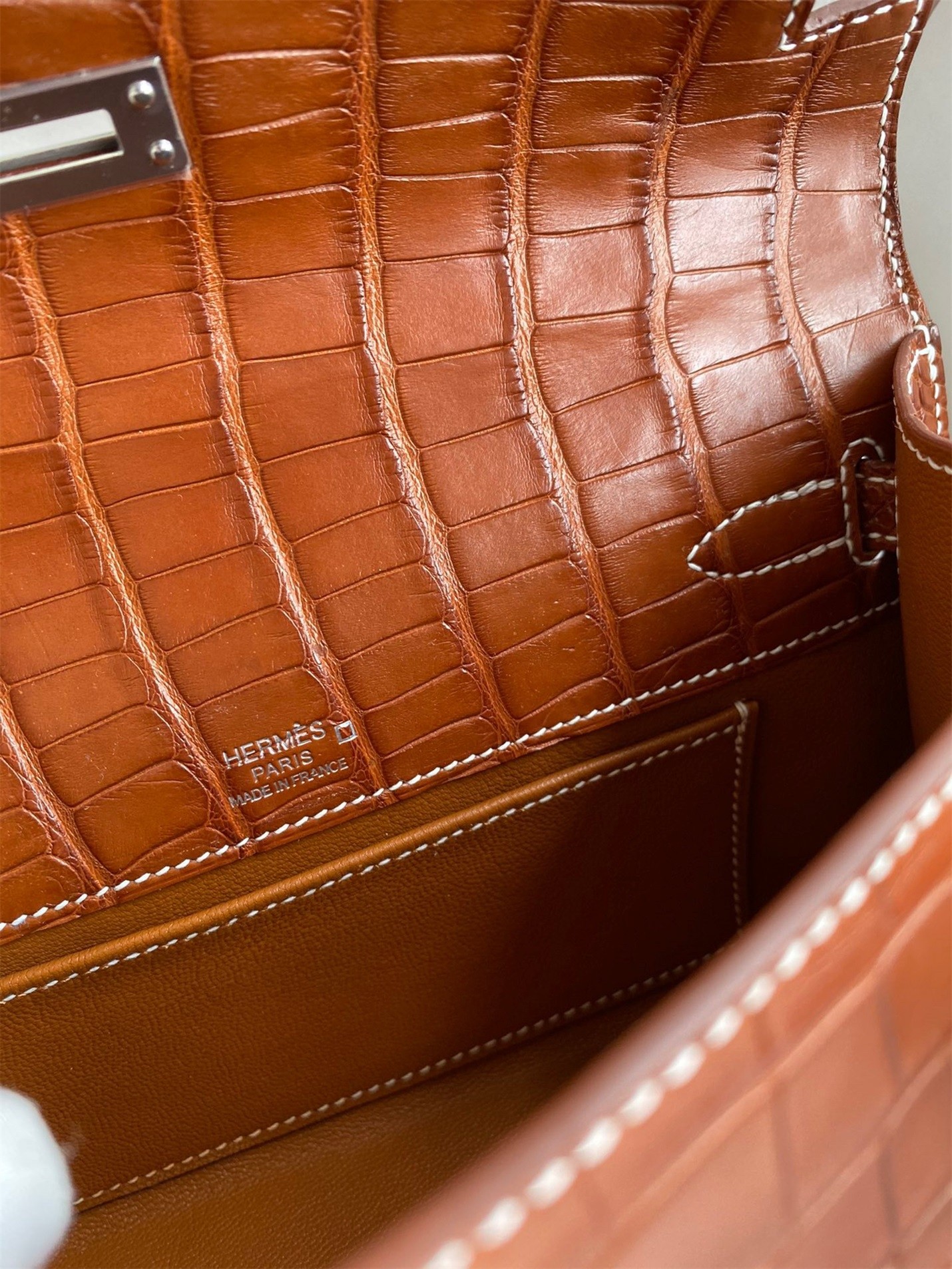 H**mes kelly pochette handmade bag in gold matte alligator leather