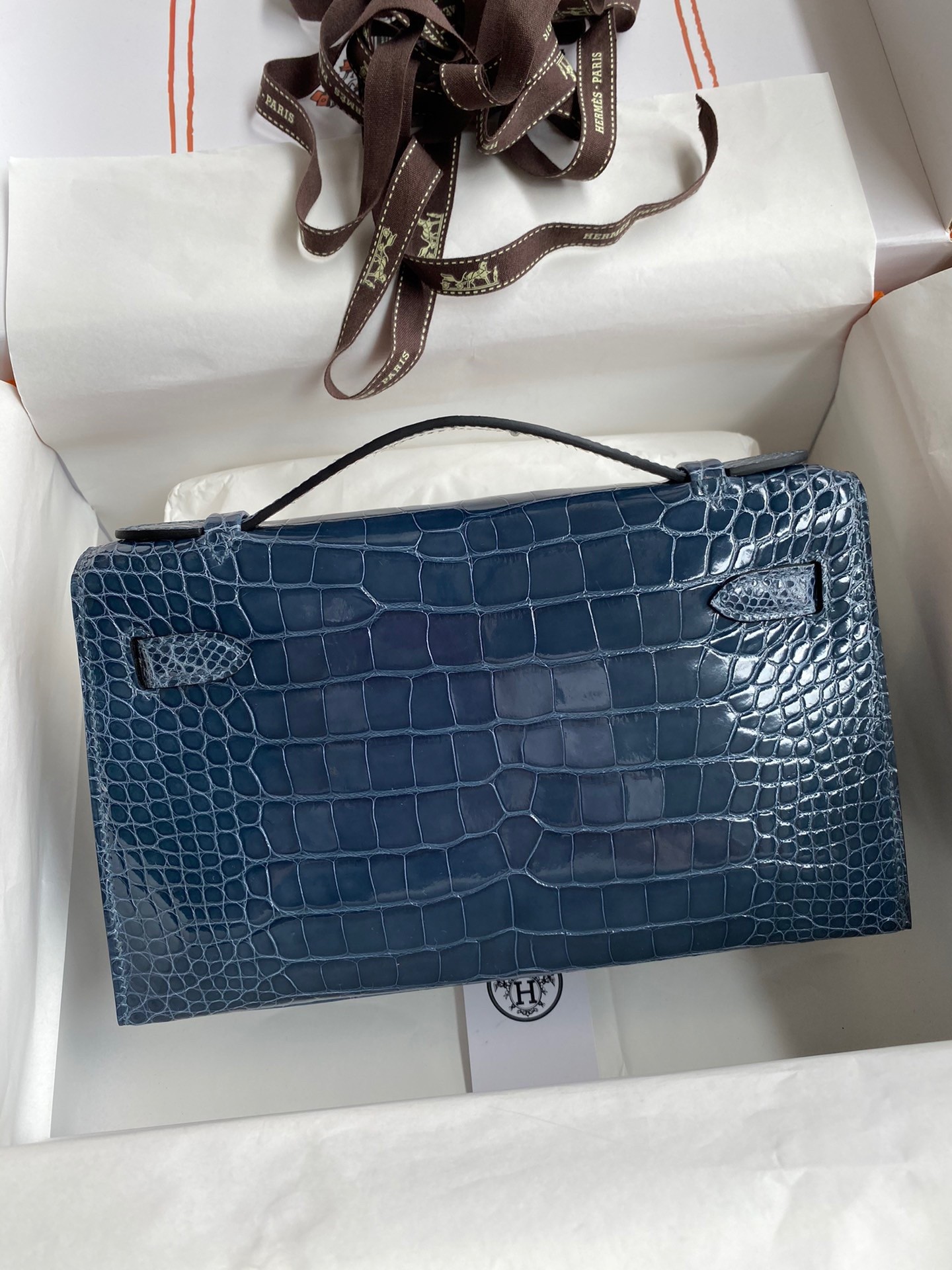 H**mes kelly pochette handmade bag in vert bosphore shiny alligator leather