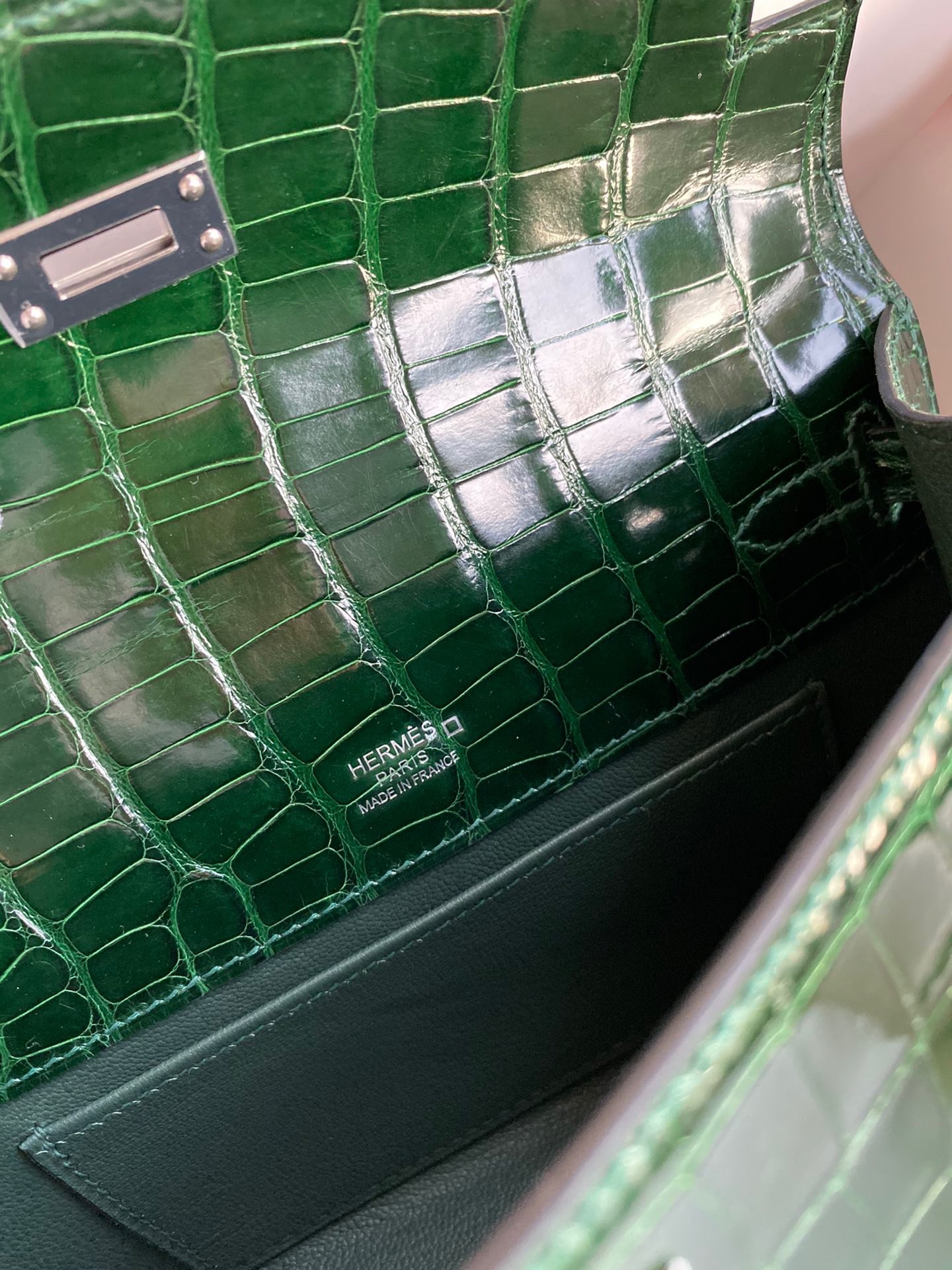 H**mes kelly pochette handmade bag in vert fonce shiny alligator leather