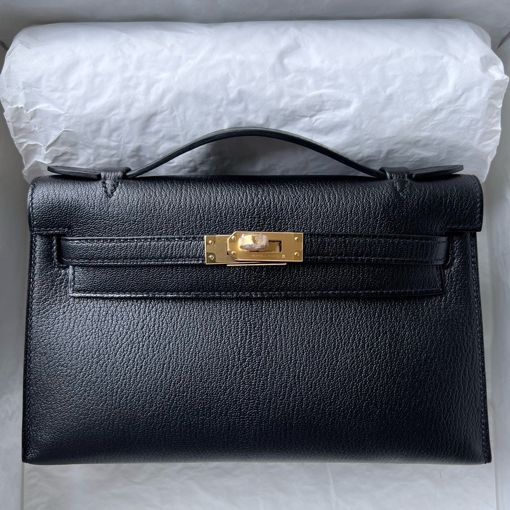 H**mes kelly pochette handmade bag in black chevre mysore leather
