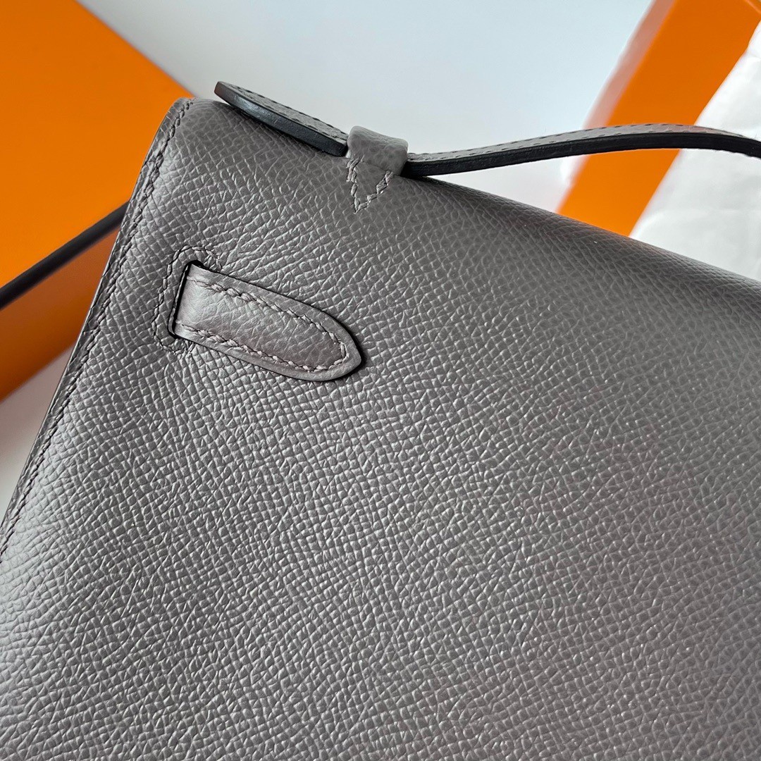 H**mes kelly pochette handmade bag in etain epsom calfskin