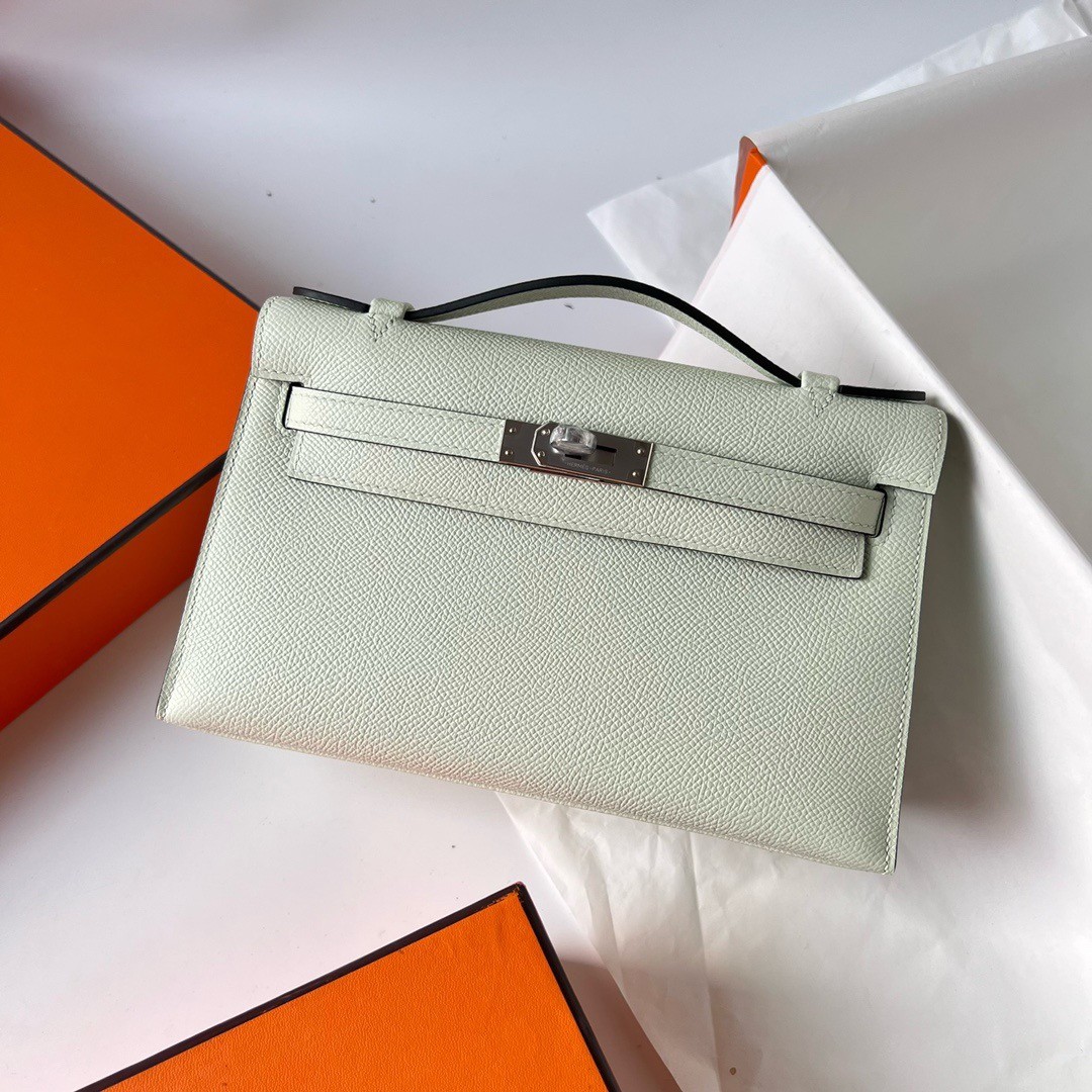 H**mes kelly pochette handmade bag in vert fizz epsom calfskin