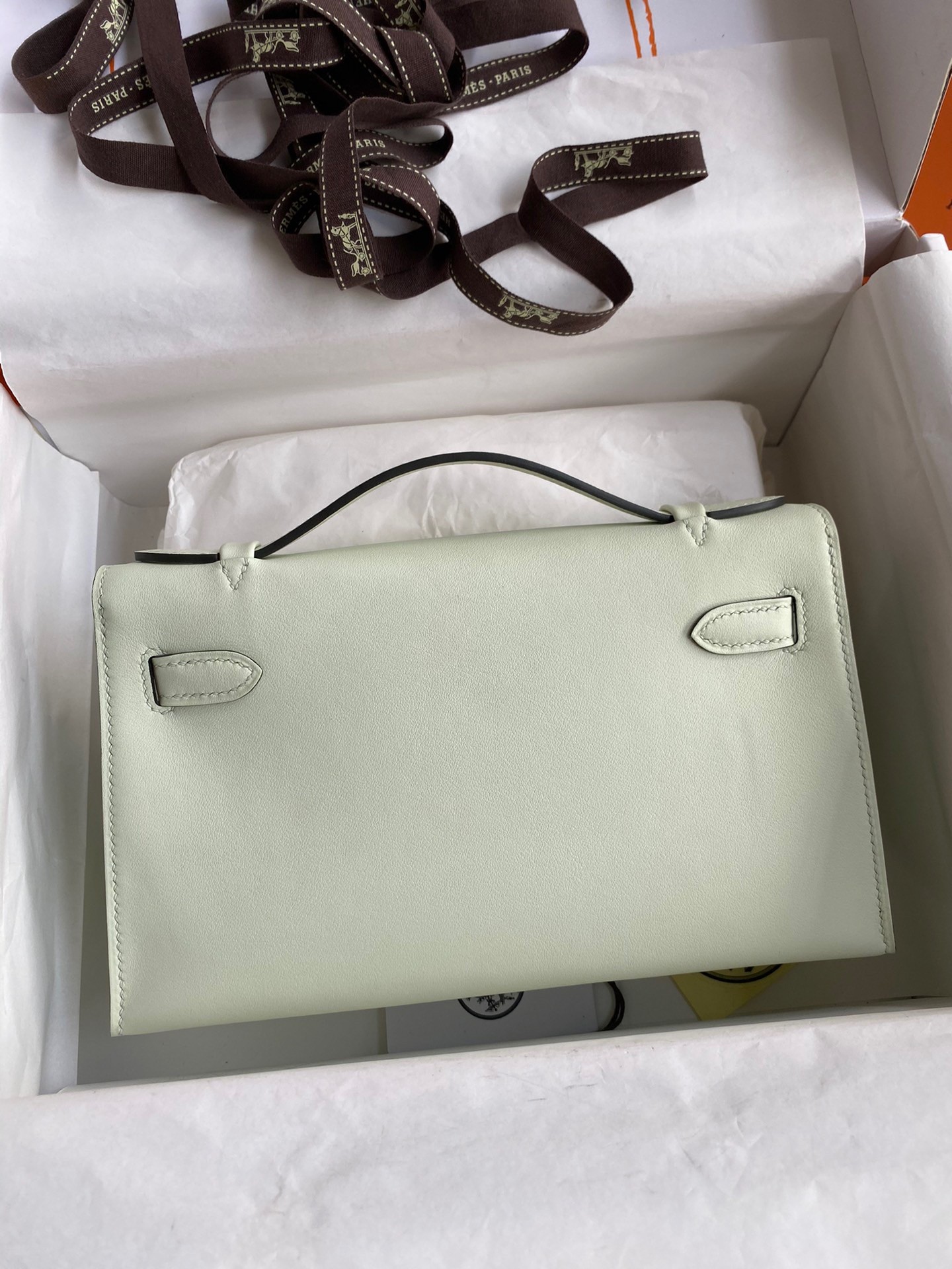 H**mes kelly pochette handmade bag in vert fizz swift calfskin