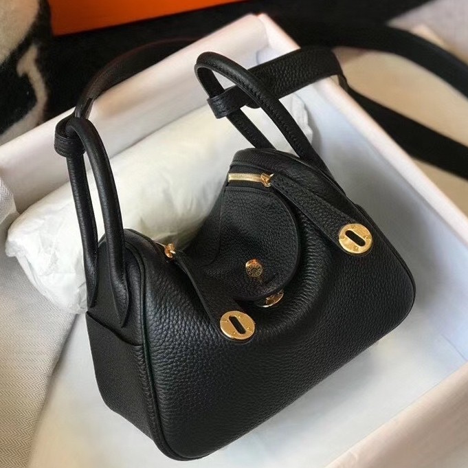 H**mes lindy mini bag in black clemence calfskin