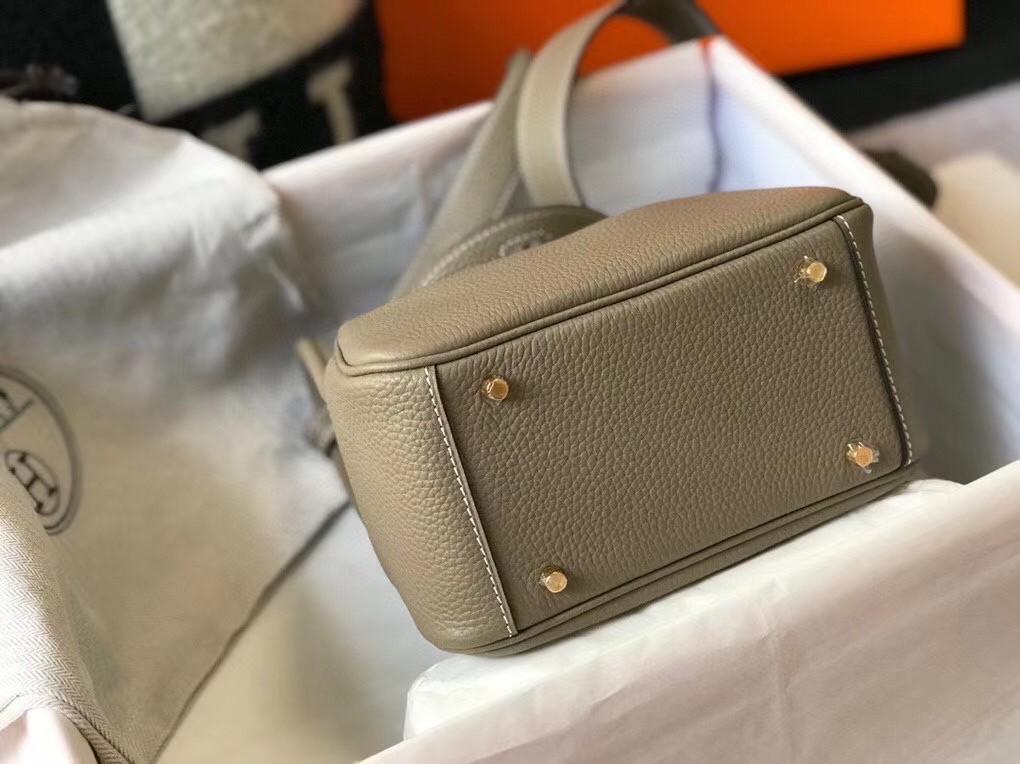H**mes lindy mini bag in tourterelle clemence calfskin