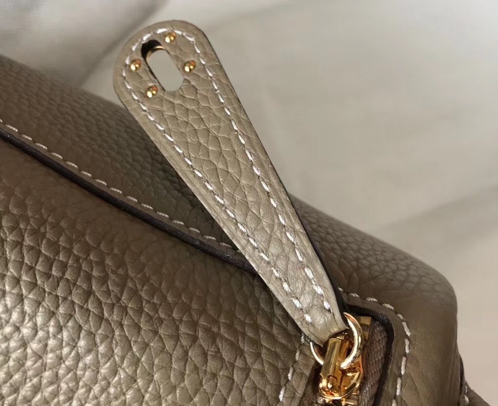 H**mes lindy mini bag in tourterelle clemence calfskin