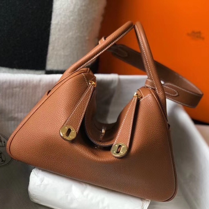 H**mes lindy 26cm bag in gold clemence with ghw