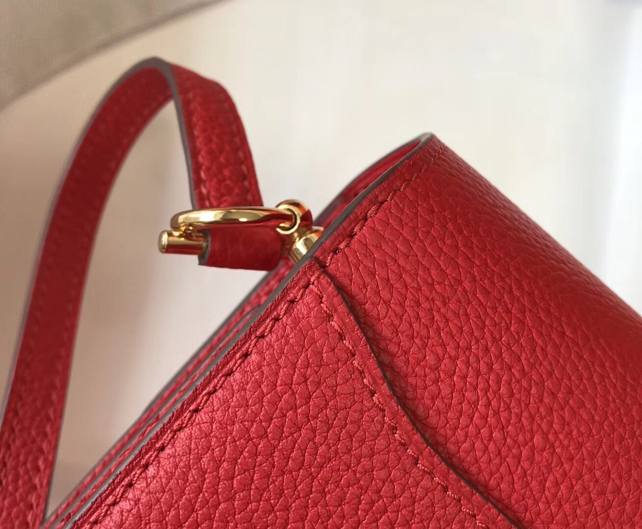 H**mes sac roulis mini bag in red evercolor calfskin