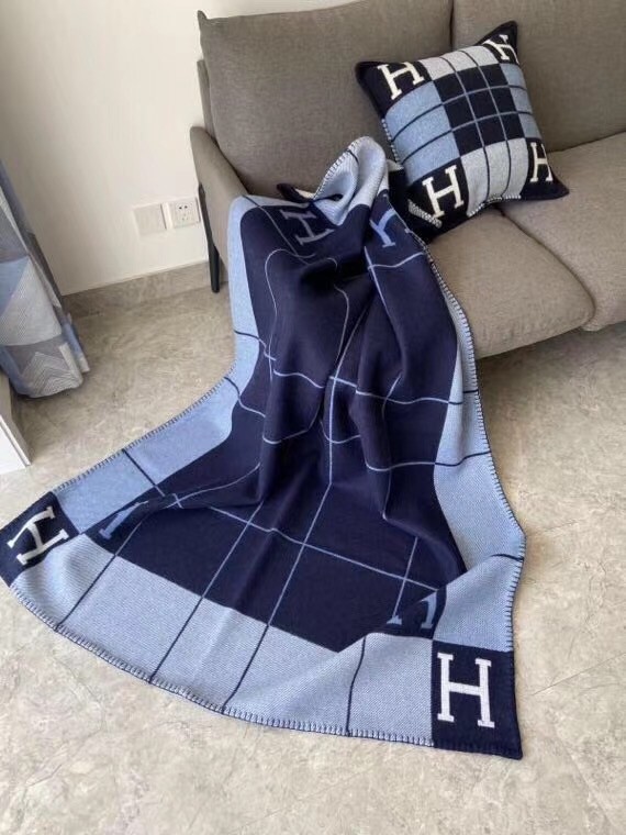 H**mes blue avalon iii throw blanket