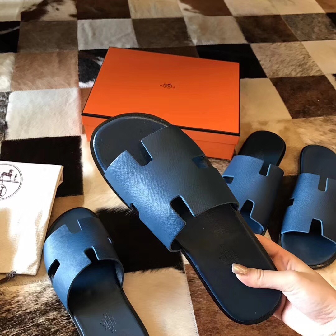H**mes izmir sandals in colvert epsom leather