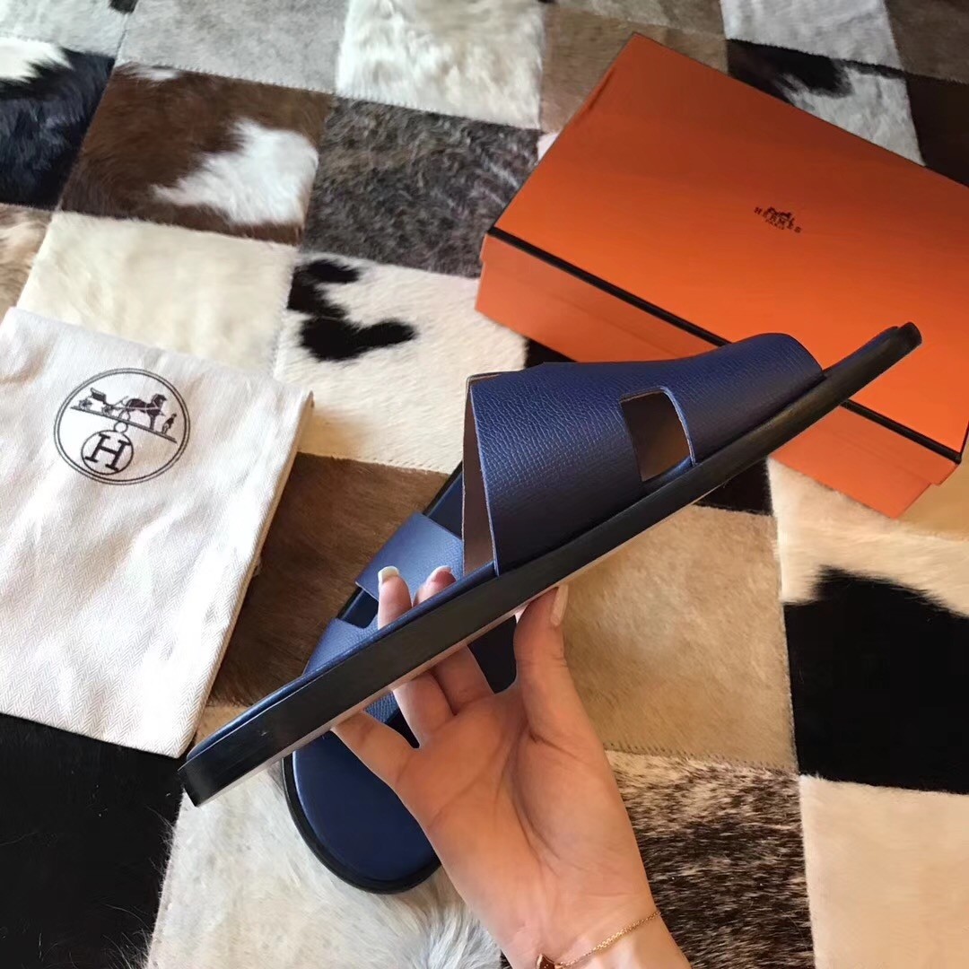 H**mes izmir sandals in sapphire epsom leather