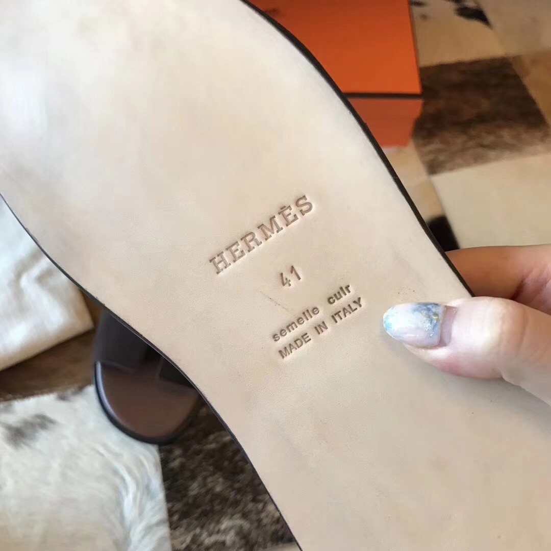 H**mes izmir sandals in chocolate suede leather