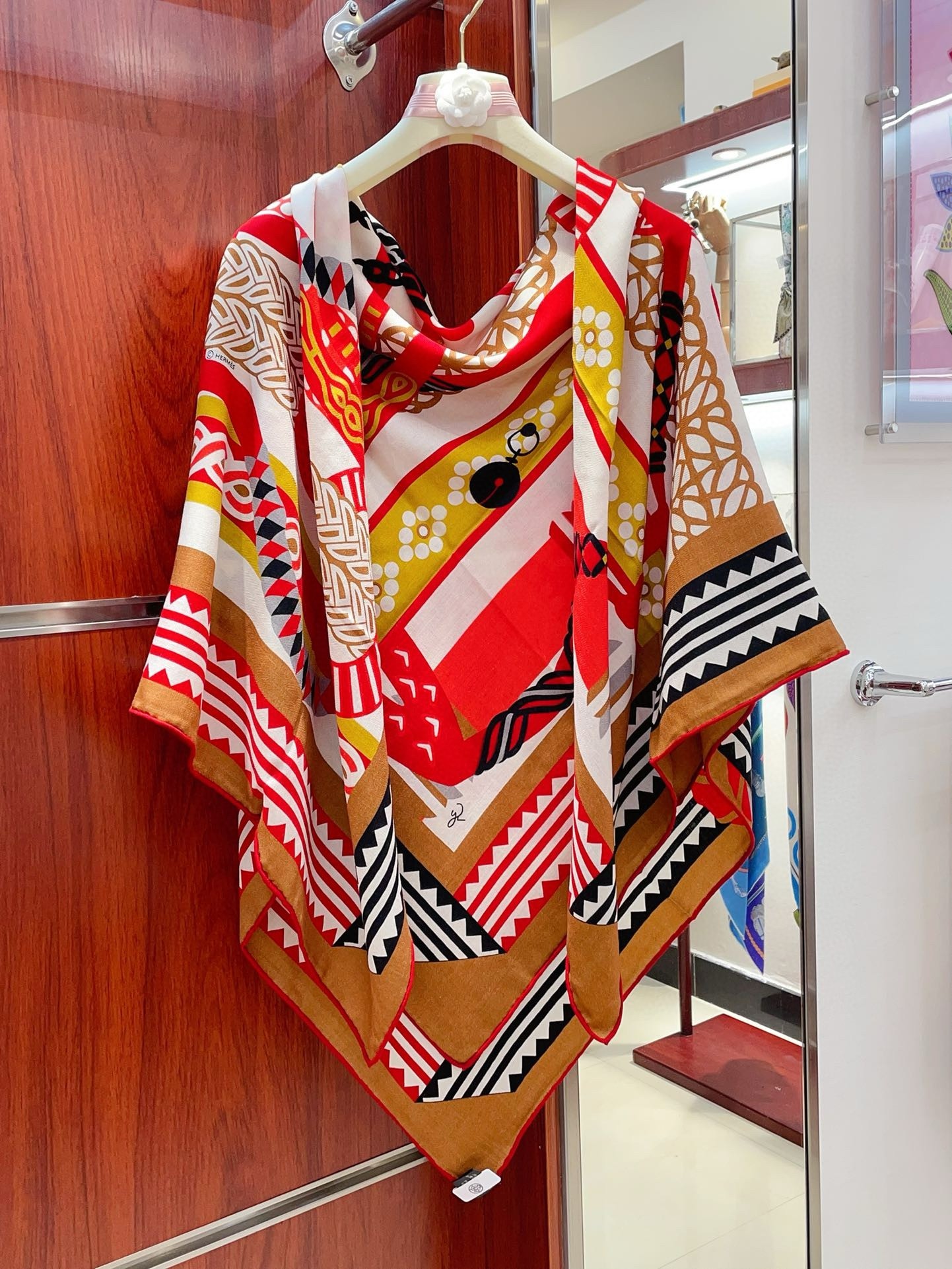 H**mes noisette fantaisie d''etriers shawl 140