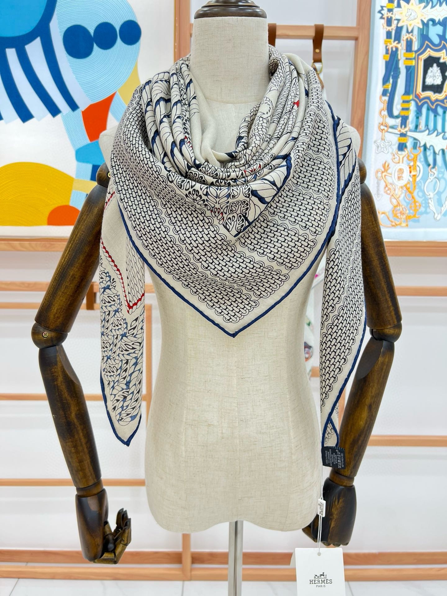 H**mes grey dressage tressage shawl 140