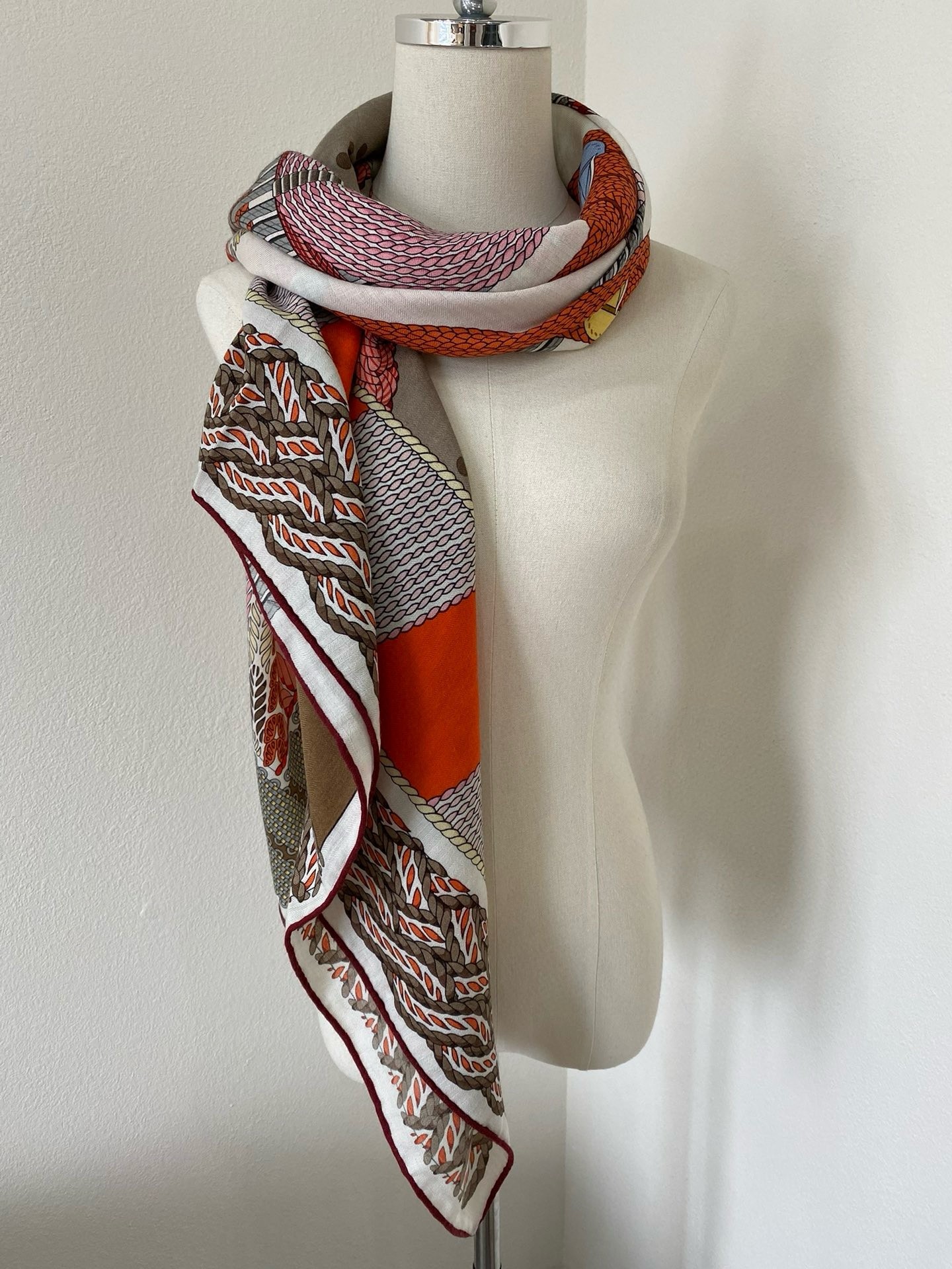 H**mes rose/naturel dressage tressage shawl 140